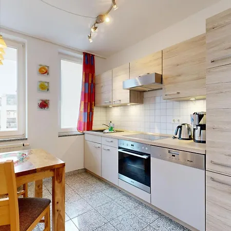 Apartment Strandnahe Mit Schwimmbad Im Haus, A Cappella 15, *