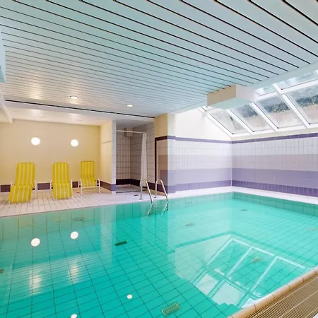 Strandnahe Mit Schwimmbad Im Haus, A Cappella 15, Apartment Ostseebad Binz