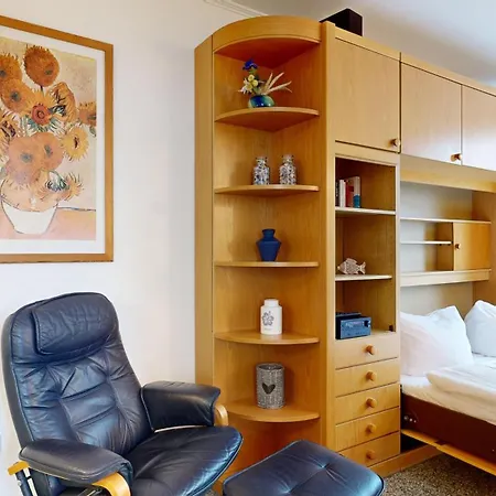 Strandnahe Mit Schwimmbad Im Haus, A Cappella 15, 아파트 *