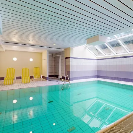 Strandnahe Mit Schwimmbad Im Haus, A Cappella 15, Lejlighed *