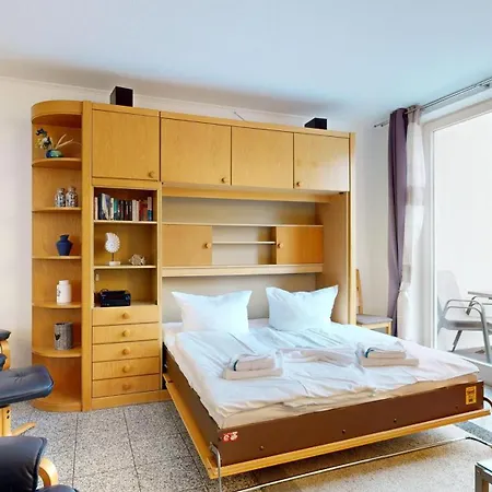 Strandnahe Mit Schwimmbad Im Haus, A Cappella 15, Apartament